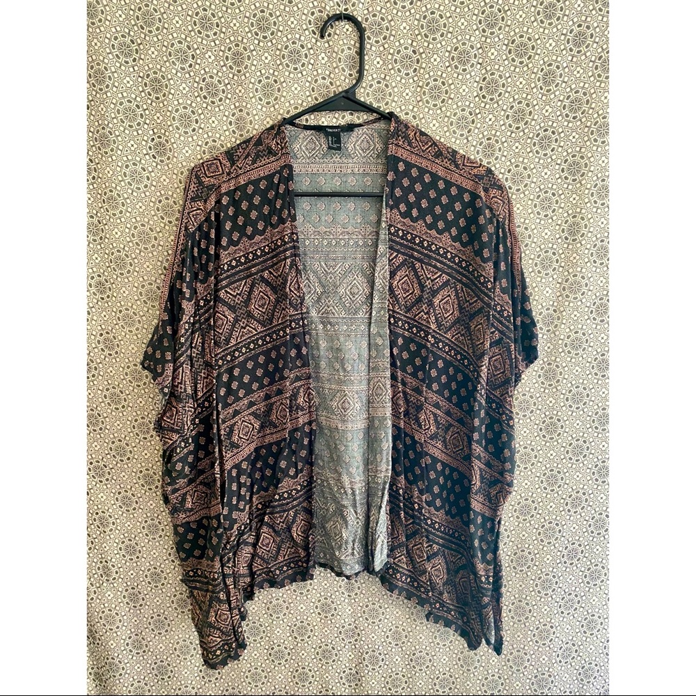 Forever 21 Women’s Tribal Print Kimono